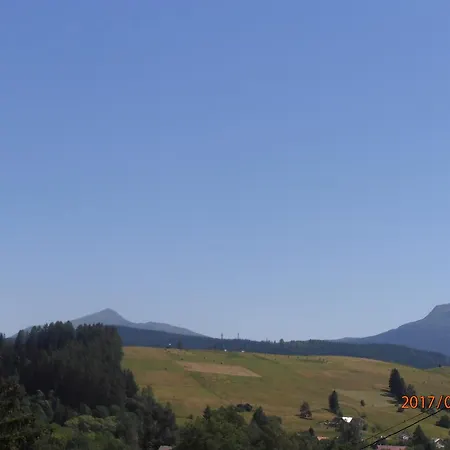 Smerekova Khata On Pidgirna
