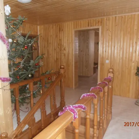 Smerekova Khata On Pidgirna Guest house