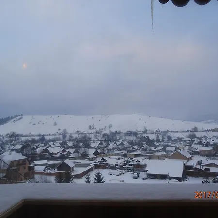 Smerekova Khata On Pidgirna Guest house *