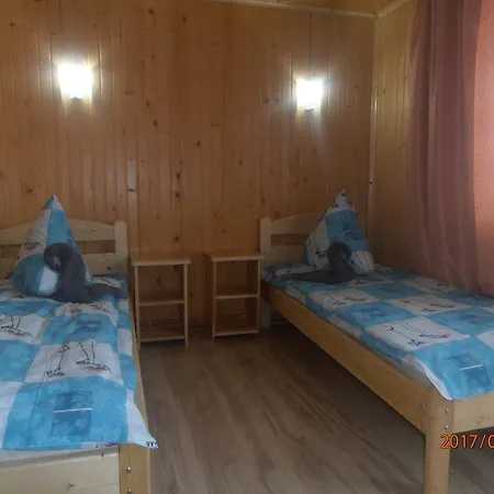 Guest house Smerekova Khata On Pidgirna *
